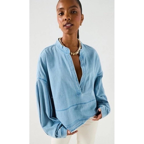 We The Free Tops - Rare Free People We The Free Jude Denim Pullover Size Large NEW